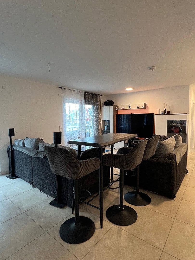 3 bedroom flat to rent, 89 m², Erlensee, Hesse 3 bedroom flat to rent, 89 m², Erlensee, Hesse