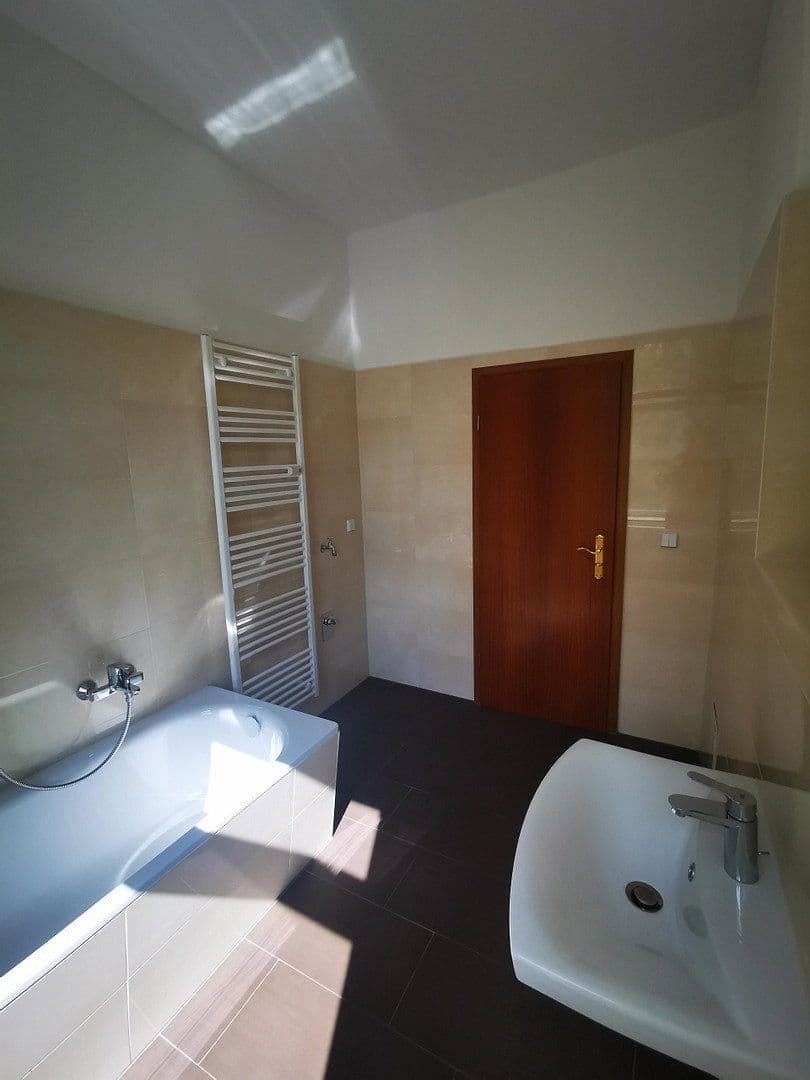 4 bedroom flat to rent, 105 m², Lessingstraße 57, Magdeburg, Saxony-Anhalt 4 bedroom flat to rent, 105 m², Lessingstraße 57, Magdeburg, Saxony-Anhalt
