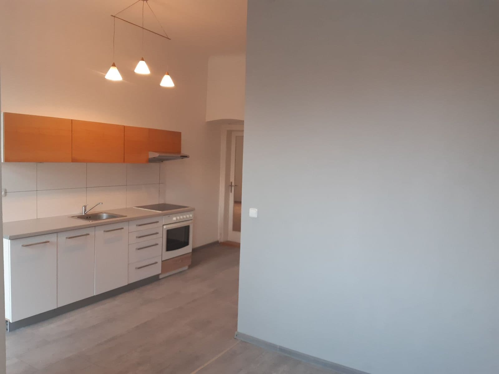 1 bedroom with open-plan kitchen flat to rent, 42 m², Bayerova, Brno, Jihomoravský Region 1 bedroom with open-plan kitchen flat to rent, 42 m², Bayerova, Brno, Jihomoravský Region