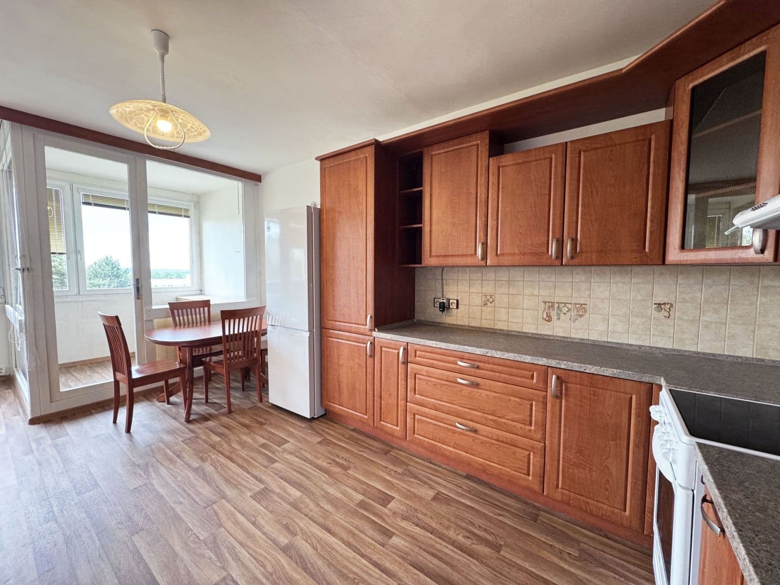 2 bedroom with open-plan kitchen flat to rent, 72 m², Hlivická, Prague, Prague 2 bedroom with open-plan kitchen flat to rent, 72 m², Hlivická, Prague, Prague