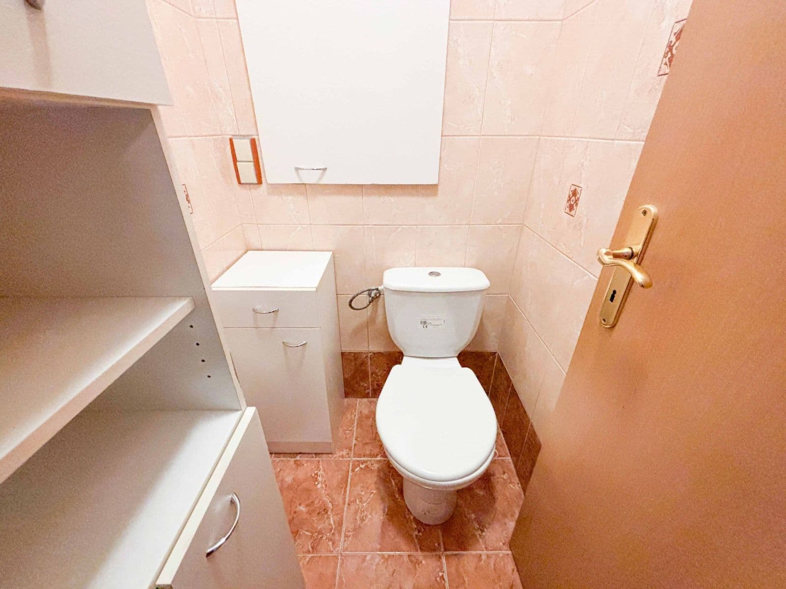 2 bedroom with open-plan kitchen flat to rent, 72 m², Hlivická, Prague, Prague 2 bedroom with open-plan kitchen flat to rent, 72 m², Hlivická, Prague, Prague