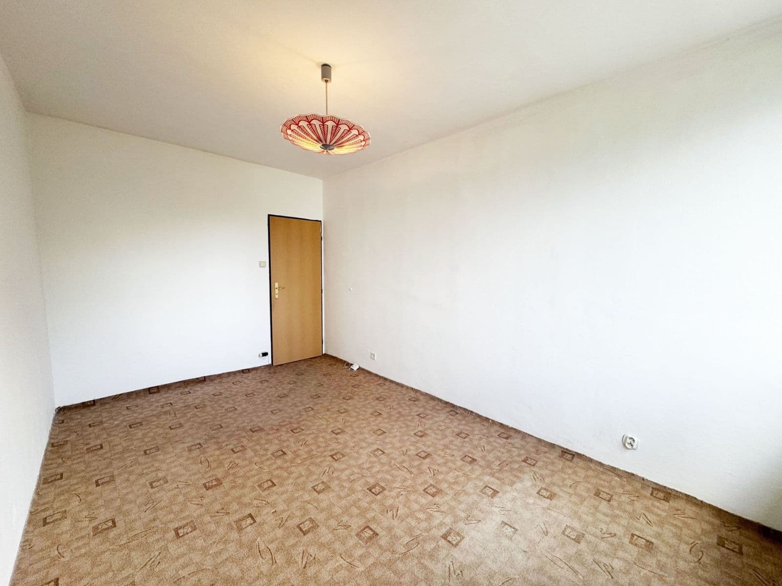 2 bedroom with open-plan kitchen flat to rent, 72 m², Hlivická, Prague, Prague 2 bedroom with open-plan kitchen flat to rent, 72 m², Hlivická, Prague, Prague