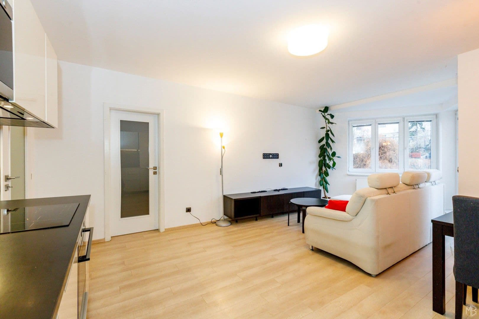 1 bedroom with open-plan kitchen flat to rent, 57 m², Sinkulova, Prague, Prague 1 bedroom with open-plan kitchen flat to rent, 57 m², Sinkulova, Prague, Prague