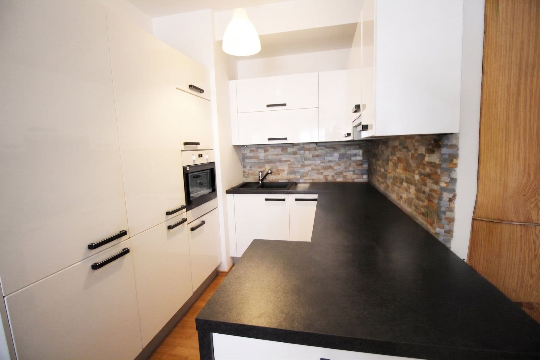 1 bedroom with open-plan kitchen flat to rent, 47 m², Rychtáře Petříka, Prague, Prague 1 bedroom with open-plan kitchen flat to rent, 47 m², Rychtáře Petříka, Prague, Prague