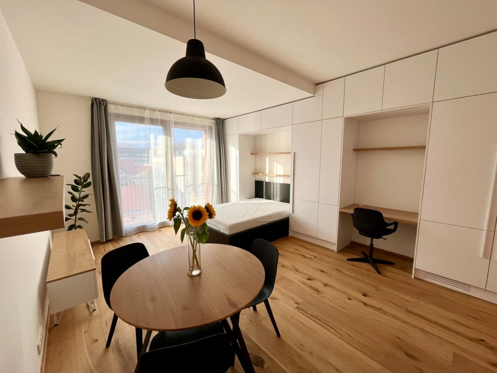 Studio flat to rent, 33 m², Křižíkova, Prague, Prague Studio flat to rent, 33 m², Křižíkova, Prague, Prague