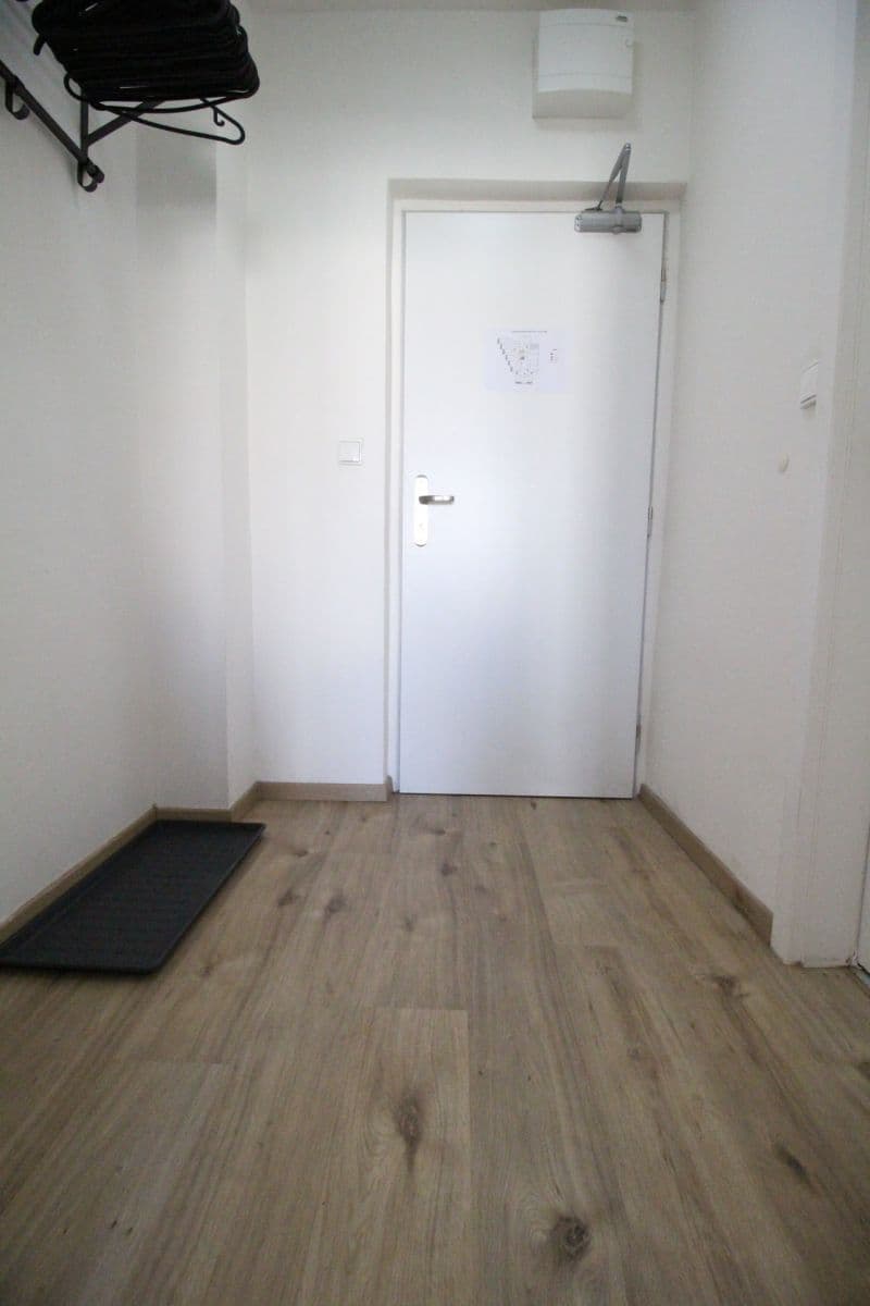 Studio flat to rent, 23 m², Hornoměcholupská, Prague, Prague Studio flat to rent, 23 m², Hornoměcholupská, Prague, Prague