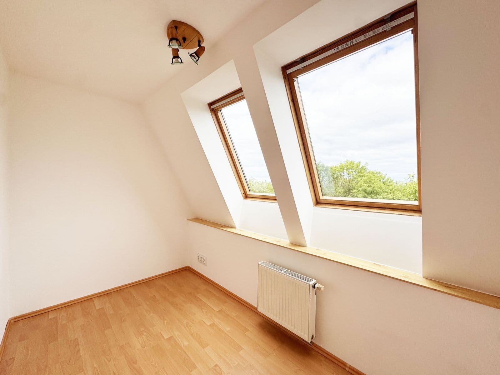 2 bedroom with open-plan kitchen flat to rent, 80 m², Libušská, Prague, Prague 2 bedroom with open-plan kitchen flat to rent, 80 m², Libušská, Prague, Prague