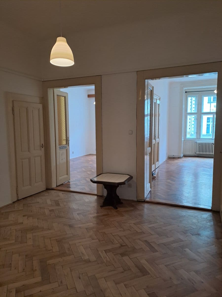 3 bedroom flat to rent, 110 m², Kafkova, Prague, Prague 3 bedroom flat to rent, 110 m², Kafkova, Prague, Prague