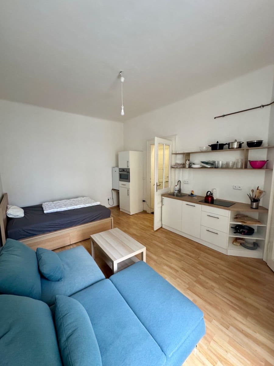 Studio flat to rent, 26 m², Bulharská, Prague, Prague Studio flat to rent, 26 m², Bulharská, Prague, Prague