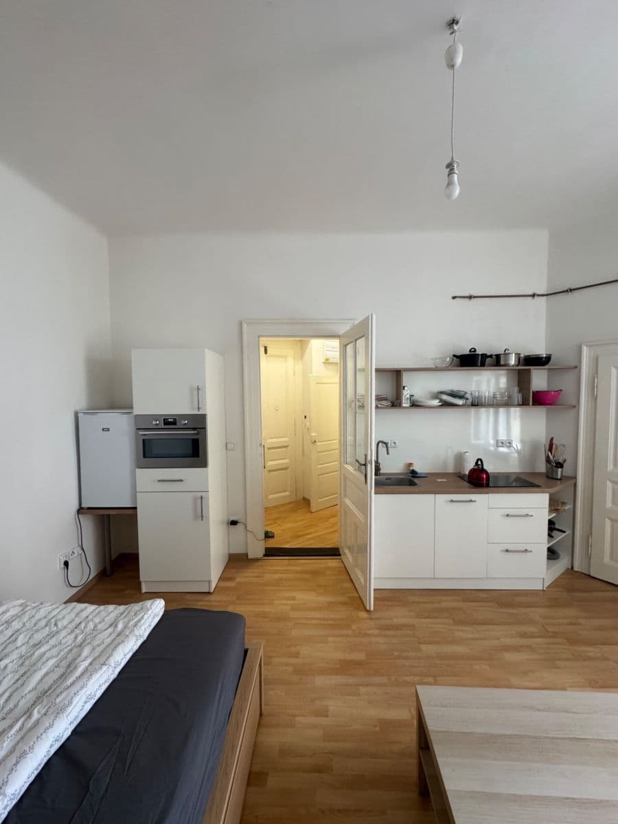 Studio flat to rent, 26 m², Bulharská, Prague, Prague Studio flat to rent, 26 m², Bulharská, Prague, Prague