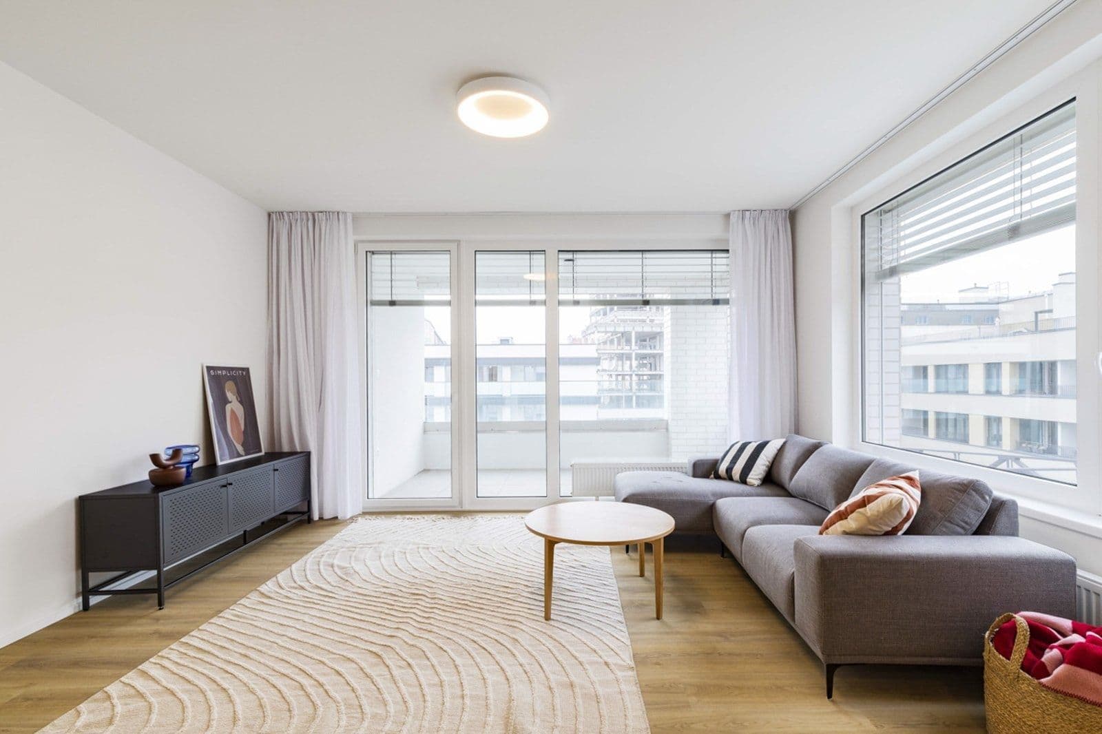 2 bedroom with open-plan kitchen flat to rent, 84 m², U Pergamenky, Prague, Prague 2 bedroom with open-plan kitchen flat to rent, 84 m², U Pergamenky, Prague, Prague