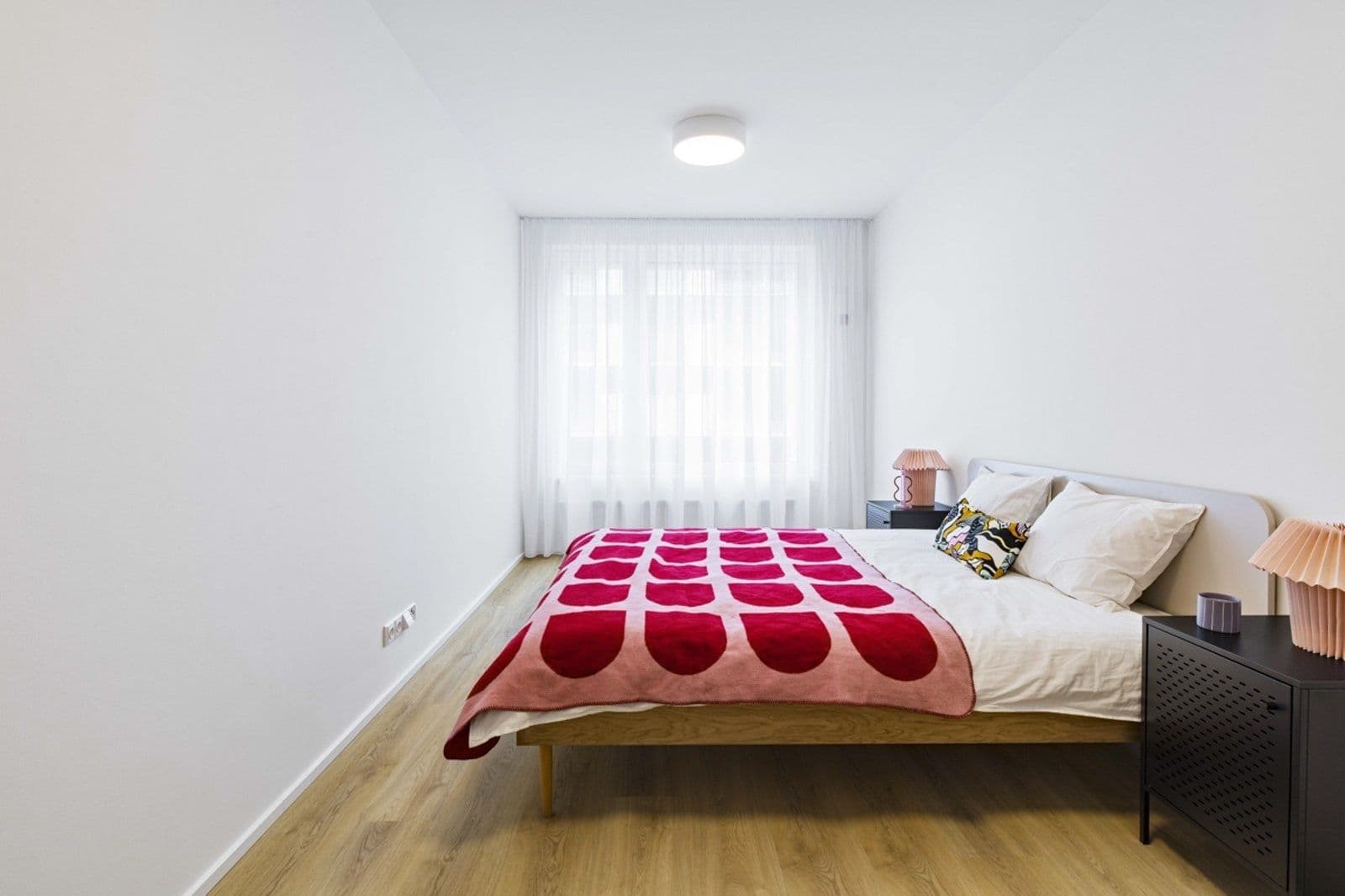 2 bedroom with open-plan kitchen flat to rent, 84 m², U Pergamenky, Prague, Prague 2 bedroom with open-plan kitchen flat to rent, 84 m², U Pergamenky, Prague, Prague