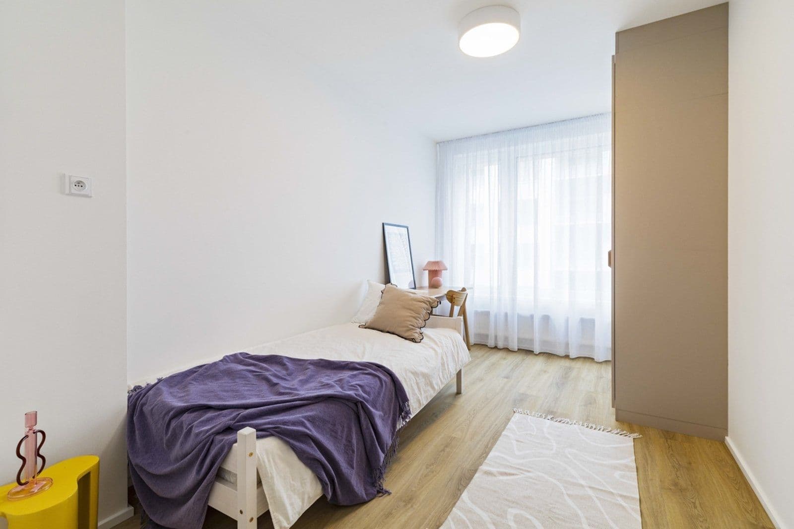 2 bedroom with open-plan kitchen flat to rent, 84 m², U Pergamenky, Prague, Prague 2 bedroom with open-plan kitchen flat to rent, 84 m², U Pergamenky, Prague, Prague