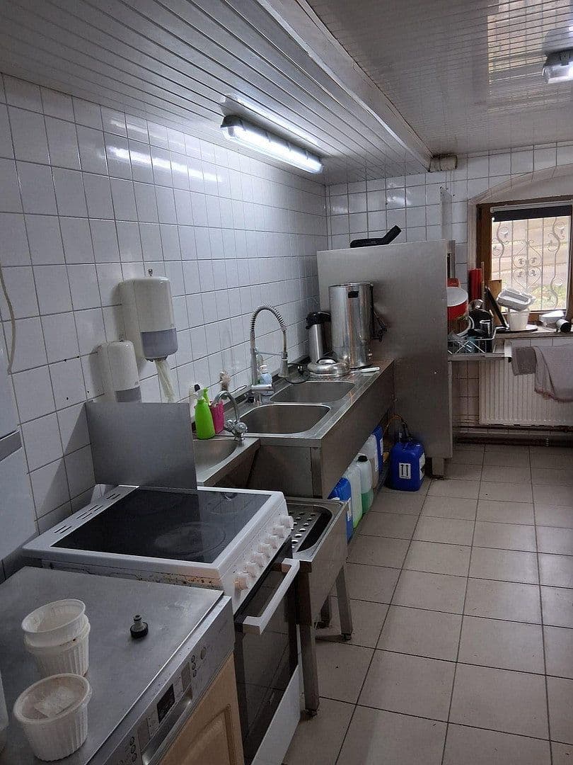 non-residential property to rent, 120 m², Deutschneudorfer Str. 1, Seiffen/Erzgebirge, Saxony non-residential property to rent, 120 m², Deutschneudorfer Str. 1, Seiffen/Erzgebirge, Saxony