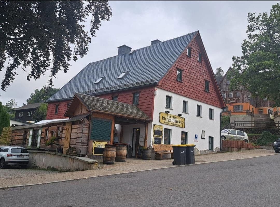 non-residential property to rent, 120 m², Deutschneudorfer Str. 1, Seiffen/Erzgebirge, Saxony non-residential property to rent, 120 m², Deutschneudorfer Str. 1, Seiffen/Erzgebirge, Saxony