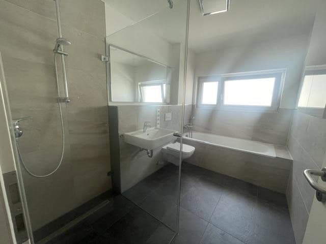 house for sale, 134 m², Langenfeld (Rheinland), North Rhine-Westphalia house for sale, 134 m², Langenfeld (Rheinland), North Rhine-Westphalia