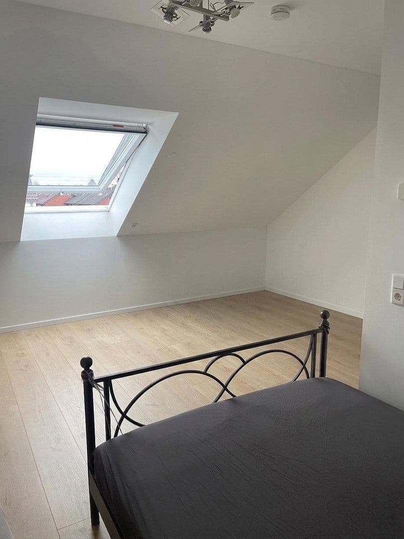 house for sale, 134 m², Langenfeld (Rheinland), North Rhine-Westphalia house for sale, 134 m², Langenfeld (Rheinland), North Rhine-Westphalia