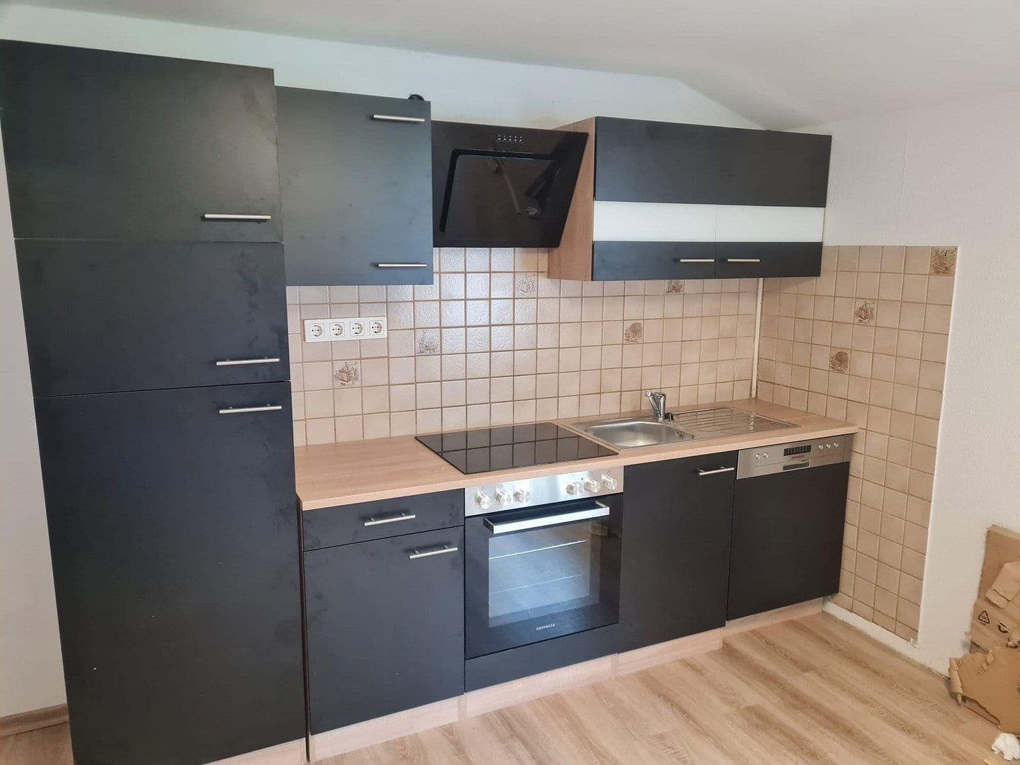2 bedroom with open-plan kitchen flat to rent, 115 m², Straßberg, Baden-Württemberg 2 bedroom with open-plan kitchen flat to rent, 115 m², Straßberg, Baden-Württemberg