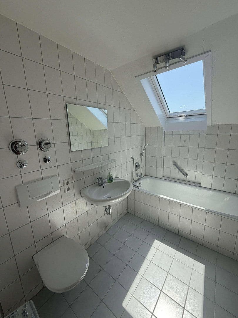 Studio flat to rent, 46 m², Birkenstraße 23, Niefern-Öschelbronn, Baden-Württemberg Studio flat to rent, 46 m², Birkenstraße 23, Niefern-Öschelbronn, Baden-Württemberg