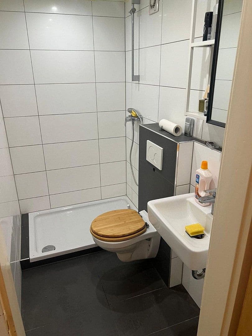 1 bedroom flat to rent, 36 m², Breitenplatz 14, Düsseldorf, North Rhine-Westphalia 1 bedroom flat to rent, 36 m², Breitenplatz 14, Düsseldorf, North Rhine-Westphalia