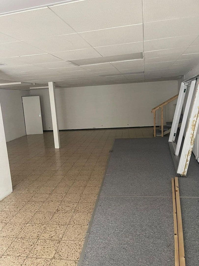 office to rent, 440 m², Schloßstraße 21, Hechingen, Baden-Württemberg office to rent, 440 m², Schloßstraße 21, Hechingen, Baden-Württemberg