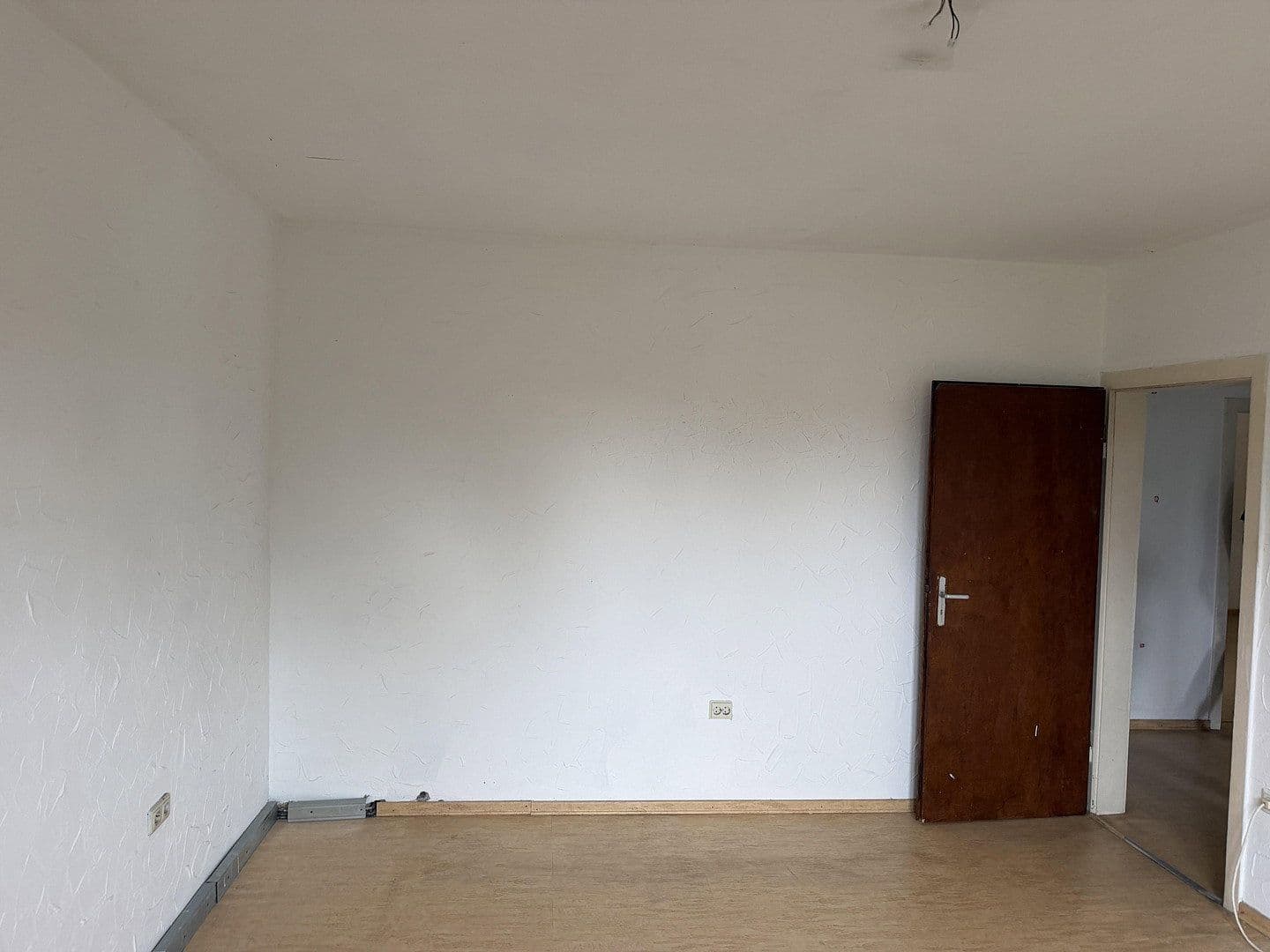 2 bedroom with open-plan kitchen flat to rent, 72 m², Eichstr. 33-35, Oberhausen, North Rhine-Westphalia 2 bedroom with open-plan kitchen flat to rent, 72 m², Eichstr. 33-35, Oberhausen, North Rhine-Westphalia