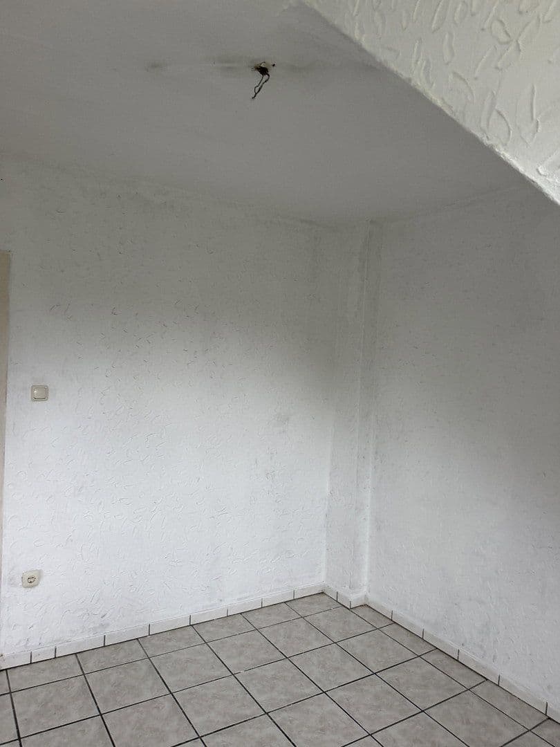 2 bedroom with open-plan kitchen flat to rent, 72 m², Eichstr. 33-35, Oberhausen, North Rhine-Westphalia 2 bedroom with open-plan kitchen flat to rent, 72 m², Eichstr. 33-35, Oberhausen, North Rhine-Westphalia
