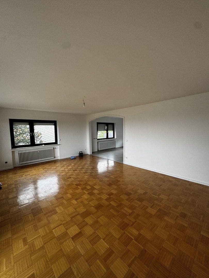 1 bedroom with open-plan kitchen flat to rent, 103 m², Bendorf, Rhineland-Palatinate 1 bedroom with open-plan kitchen flat to rent, 103 m², Bendorf, Rhineland-Palatinate