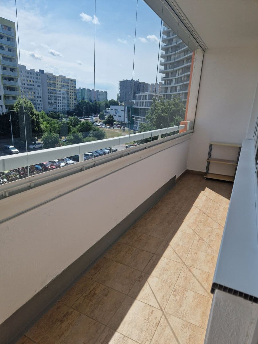 2 bedroom with open-plan kitchen flat to rent, 78 m², Kettnerova, Prague, Prague 2 bedroom with open-plan kitchen flat to rent, 78 m², Kettnerova, Prague, Prague