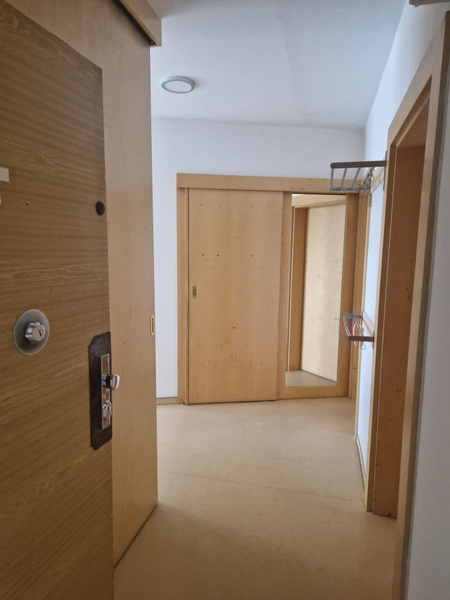 2 bedroom with open-plan kitchen flat to rent, 78 m², Kettnerova, Prague, Prague 2 bedroom with open-plan kitchen flat to rent, 78 m², Kettnerova, Prague, Prague