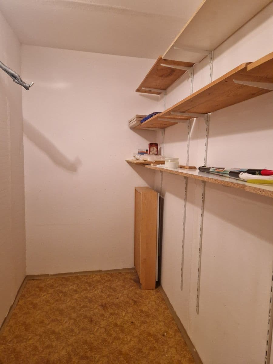 2 bedroom with open-plan kitchen flat to rent, 78 m², Kettnerova, Prague, Prague 2 bedroom with open-plan kitchen flat to rent, 78 m², Kettnerova, Prague, Prague