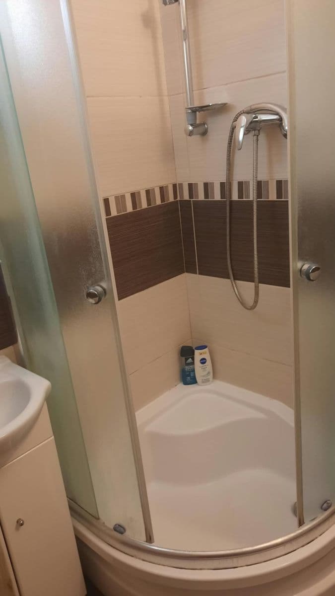 Small studio flat to rent, 25 m², Klčové, Nové Mesto nad Váhom, Trenčiansky Region Small studio flat to rent, 25 m², Klčové, Nové Mesto nad Váhom, Trenčiansky Region