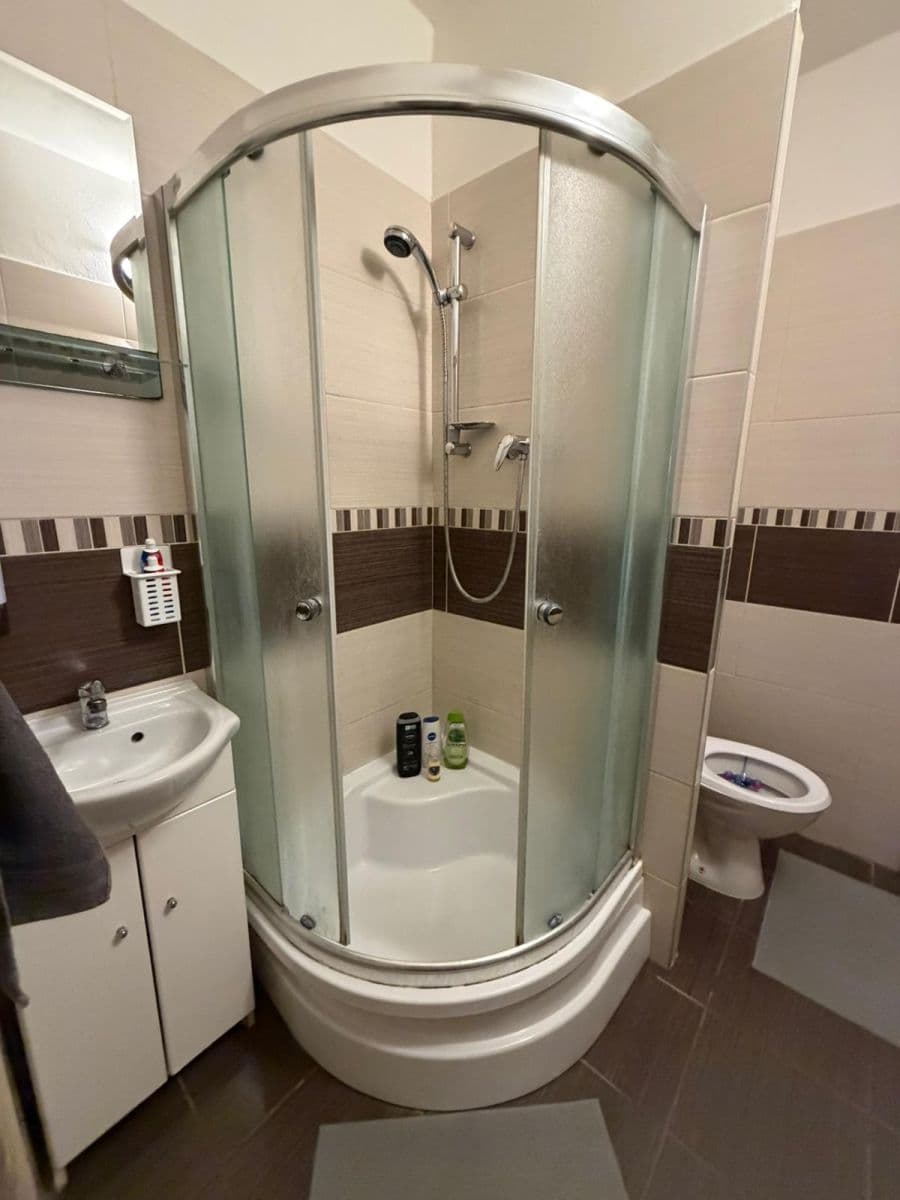 Small studio flat to rent, 25 m², Klčové, Nové Mesto nad Váhom, Trenčiansky Region Small studio flat to rent, 25 m², Klčové, Nové Mesto nad Váhom, Trenčiansky Region
