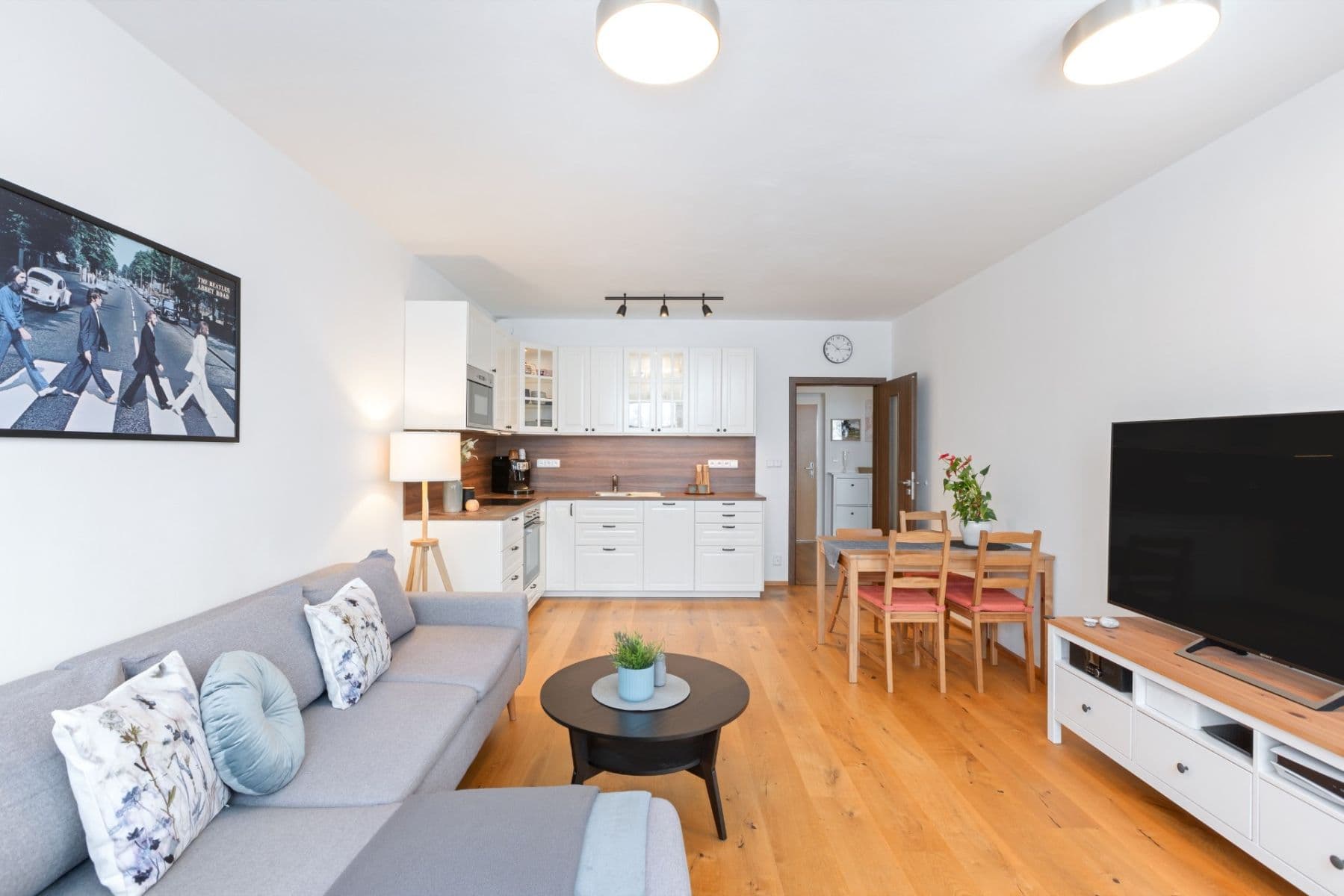 1 bedroom with open-plan kitchen flat to rent, 61 m², Nad Akcízem, Prague, Prague 1 bedroom with open-plan kitchen flat to rent, 61 m², Nad Akcízem, Prague, Prague