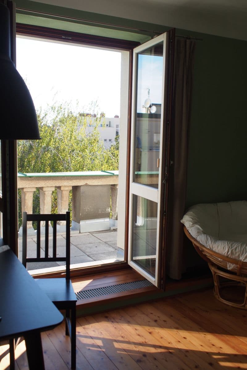 Studio flat to rent, 25 m², Nad Kajetánkou, Prague, Prague Studio flat to rent, 25 m², Nad Kajetánkou, Prague, Prague