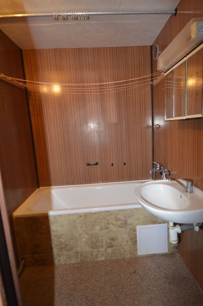 2 bedroom with open-plan kitchen flat for sale, 63 m², Rezlerova, Prague, Prague 2 bedroom with open-plan kitchen flat for sale, 63 m², Rezlerova, Prague, Prague