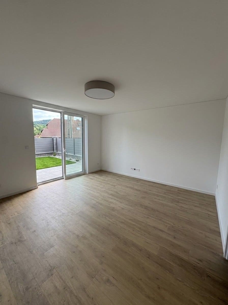 1 bedroom with open-plan kitchen flat to rent, 50 m², Ohnivcova, Prague, Prague 1 bedroom with open-plan kitchen flat to rent, 50 m², Ohnivcova, Prague, Prague