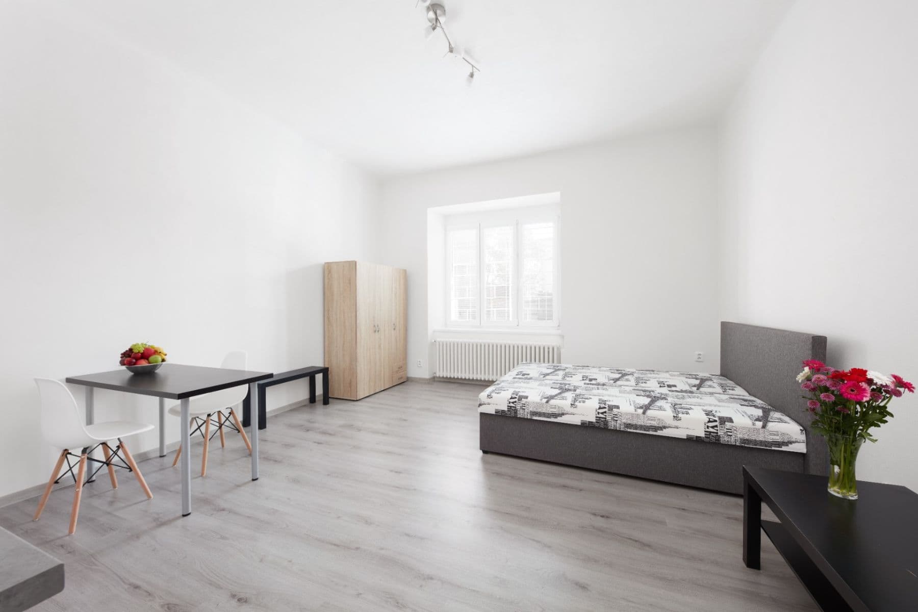 Studio flat to rent, 32 m², U Skládky, Prague, Prague Studio flat to rent, 32 m², U Skládky, Prague, Prague