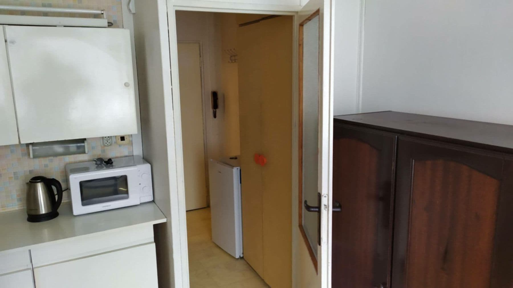 Studio flat to rent, 22 m², Ladova, Ústí nad Labem, Ústecký Region Studio flat to rent, 22 m², Ladova, Ústí nad Labem, Ústecký Region