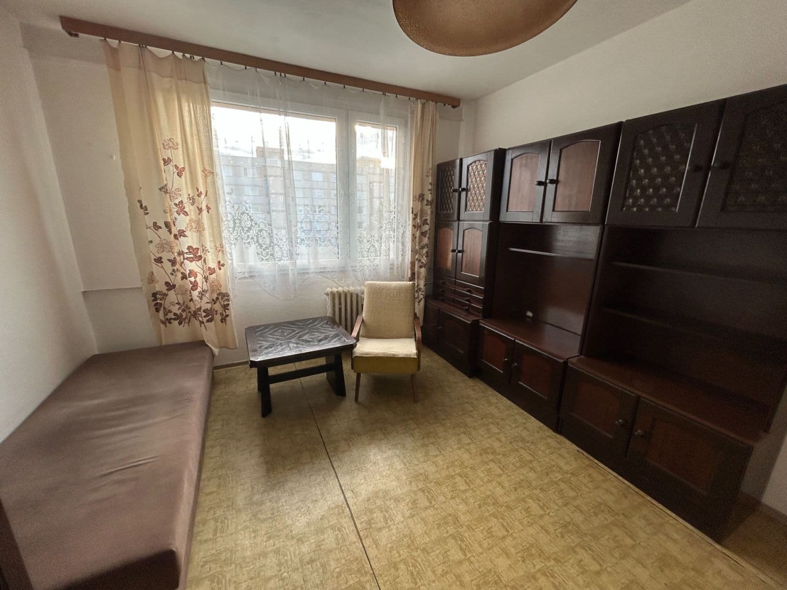 Studio flat to rent, 22 m², Ladova, Ústí nad Labem, Ústecký Region Studio flat to rent, 22 m², Ladova, Ústí nad Labem, Ústecký Region