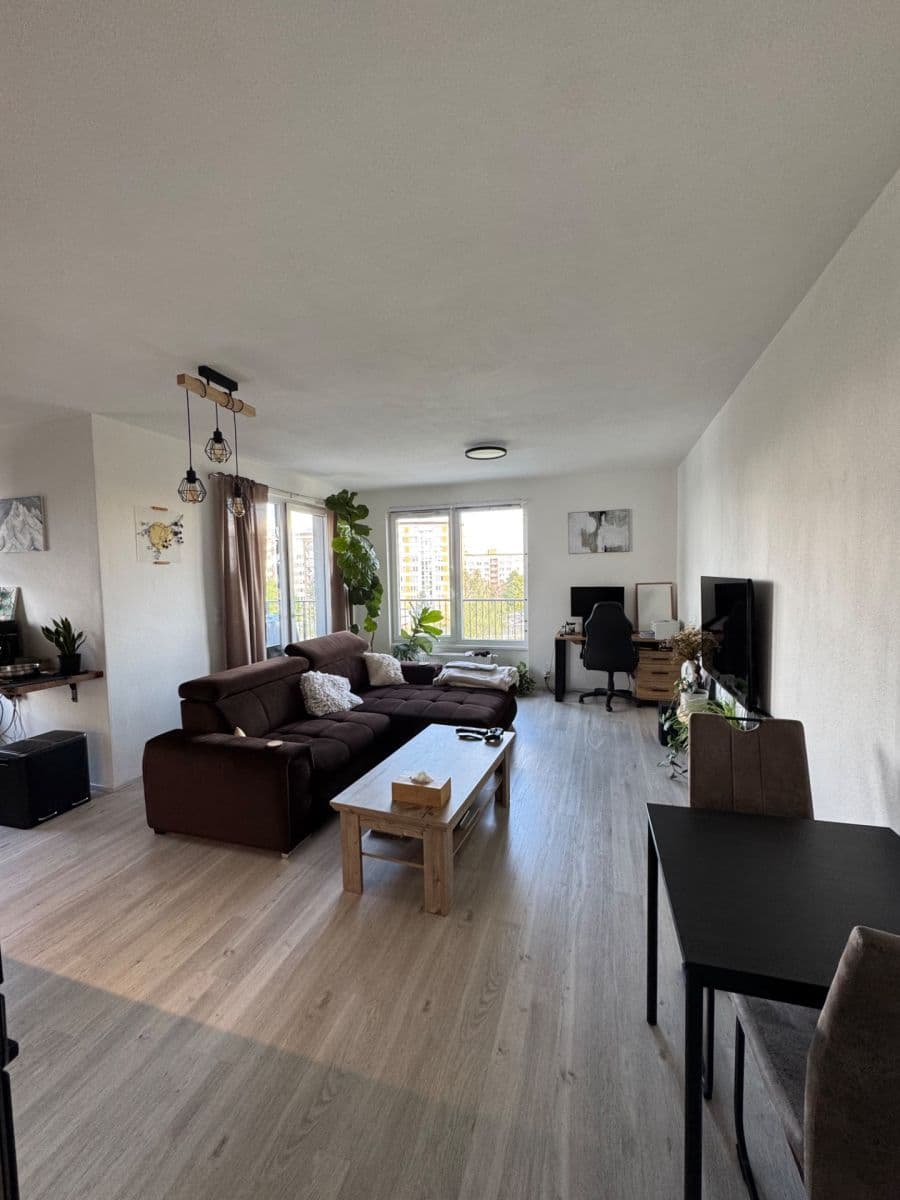 1 bedroom with open-plan kitchen flat to rent, 64 m², Františka Kováříka, Plzeň, Plzeňský Region 1 bedroom with open-plan kitchen flat to rent, 64 m², Františka Kováříka, Plzeň, Plzeňský Region