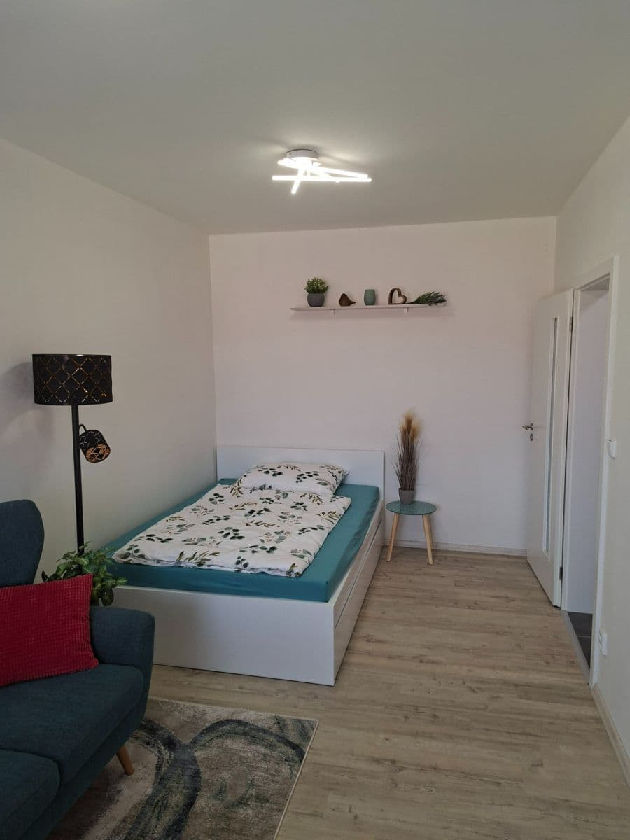 Studio flat to rent, 33 m², Dělnická, Čelákovice, Středočeský Region Studio flat to rent, 33 m², Dělnická, Čelákovice, Středočeský Region