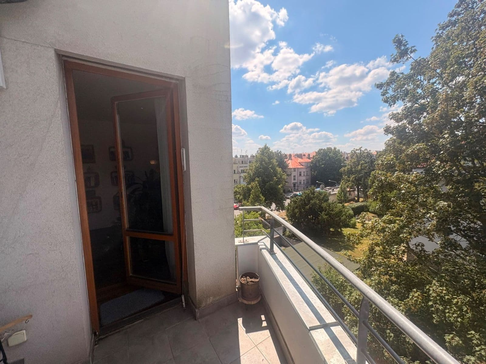 2 bedroom flat to rent, 87 m², Ruská, Prague, Prague 2 bedroom flat to rent, 87 m², Ruská, Prague, Prague
