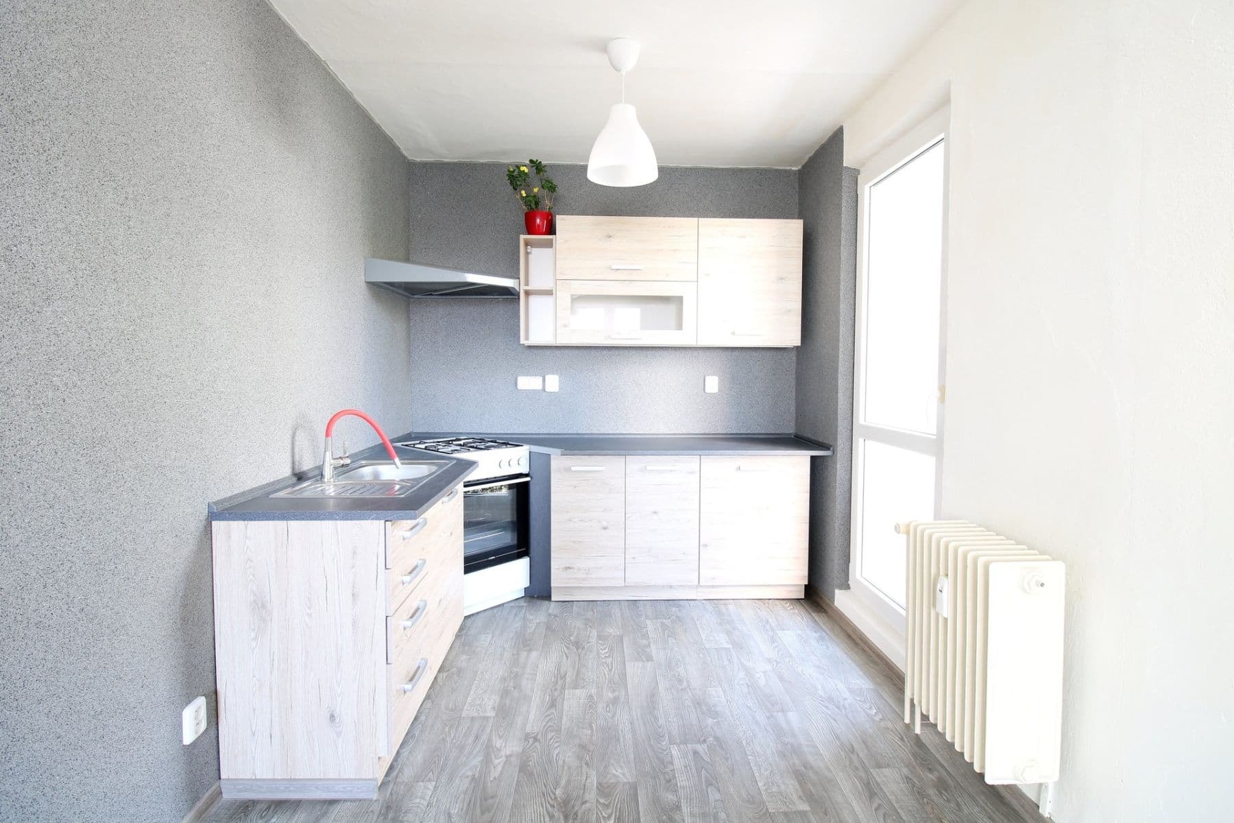 1 bedroom with open-plan kitchen flat to rent, 40 m², Vitry, Kladno, Středočeský Region 1 bedroom with open-plan kitchen flat to rent, 40 m², Vitry, Kladno, Středočeský Region
