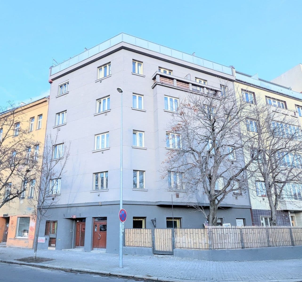 1 bedroom with open-plan kitchen flat for sale, 52 m², Petrohradská, Prague, Prague 1 bedroom with open-plan kitchen flat for sale, 52 m², Petrohradská, Prague, Prague