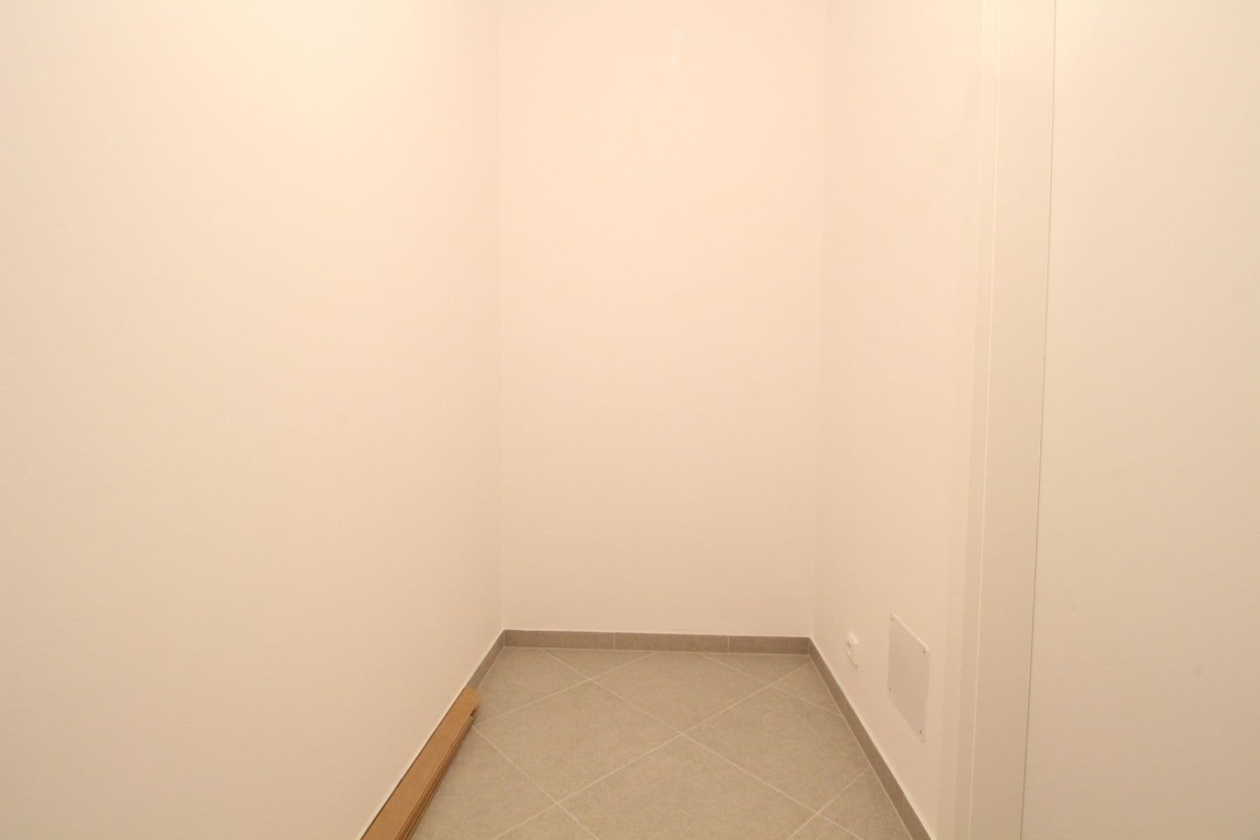 Studio flat to rent, 60 m², Františka Jansy, Prague, Prague Studio flat to rent, 60 m², Františka Jansy, Prague, Prague