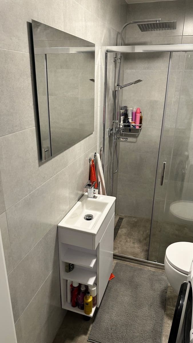 Small studio flat to rent, 17 m², U Vysočanského pivovaru, Prague, Prague Small studio flat to rent, 17 m², U Vysočanského pivovaru, Prague, Prague