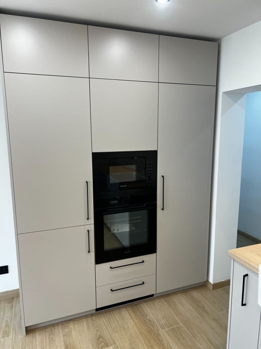 3 bedroom with open-plan kitchen flat to rent, 73 m², Branická, Prague, Prague 3 bedroom with open-plan kitchen flat to rent, 73 m², Branická, Prague, Prague