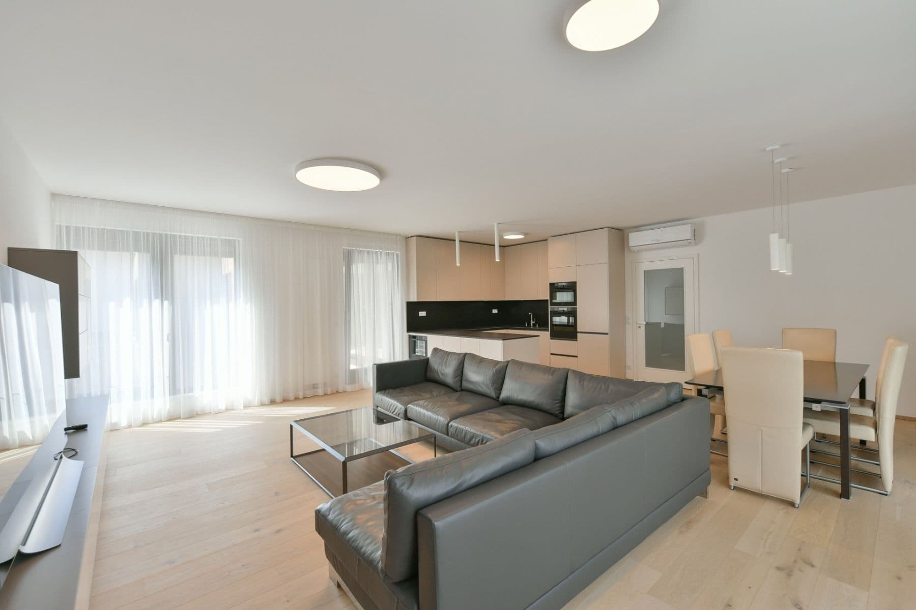 2 bedroom with open-plan kitchen flat to rent, 115 m², Michelská, Prague, Prague 2 bedroom with open-plan kitchen flat to rent, 115 m², Michelská, Prague, Prague