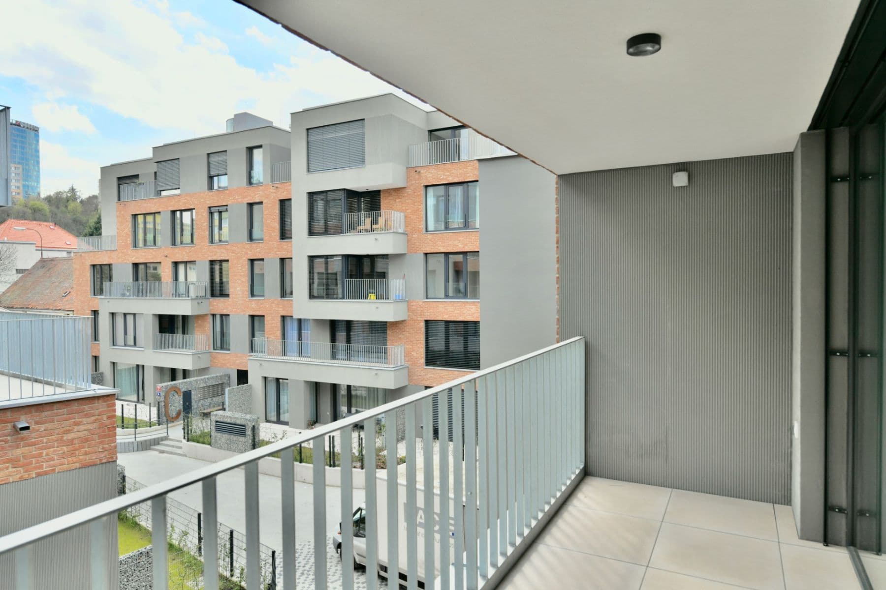 2 bedroom with open-plan kitchen flat to rent, 115 m², Michelská, Prague, Prague 2 bedroom with open-plan kitchen flat to rent, 115 m², Michelská, Prague, Prague